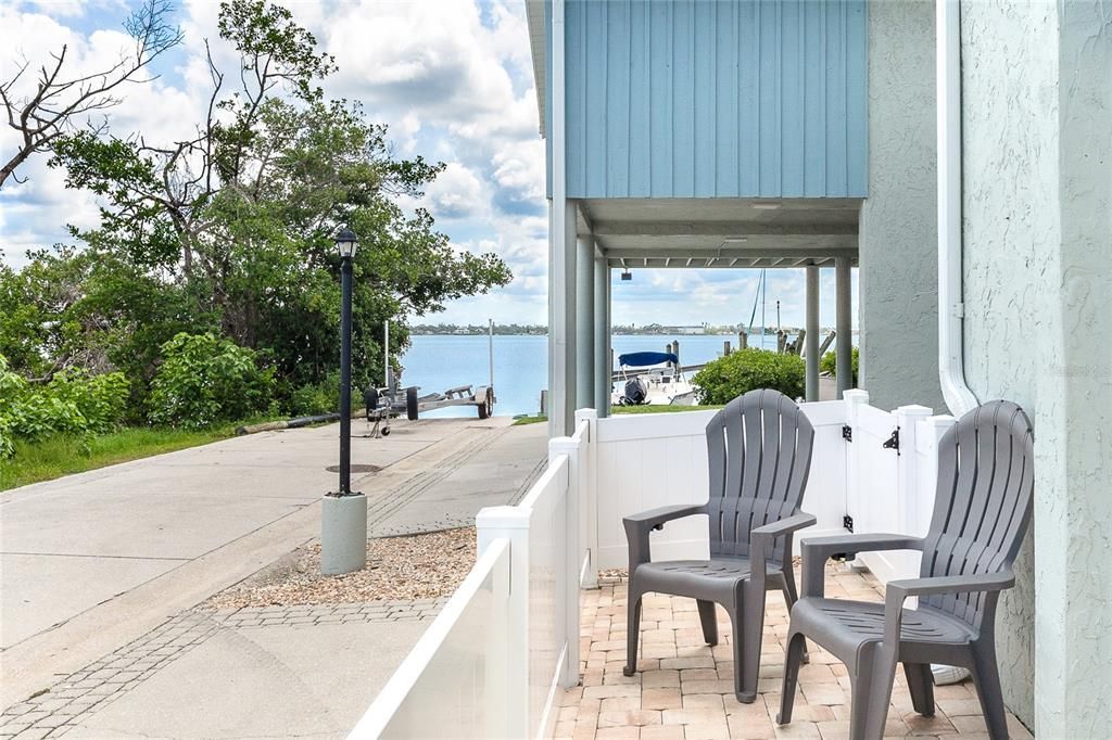 На продажу: $525,000 (2 спален, 1 ванн, 1188 Квадратных фут)