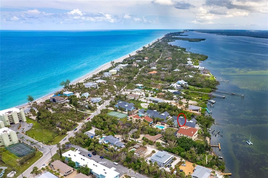 На продажу: $525,000 (2 спален, 1 ванн, 1188 Квадратных фут)