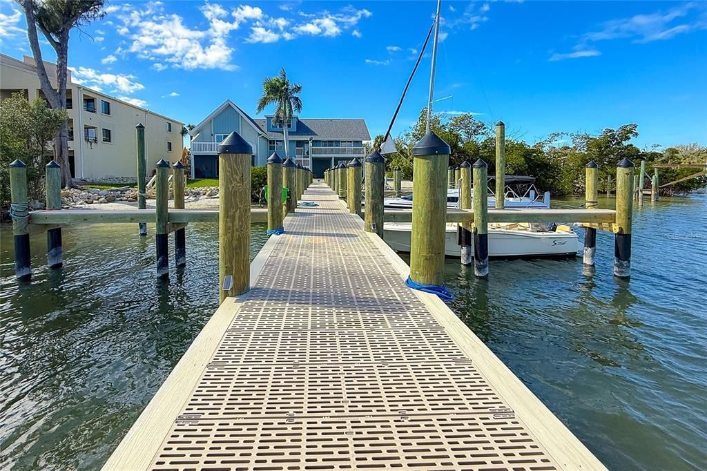 На продажу: $525,000 (2 спален, 1 ванн, 1188 Квадратных фут)