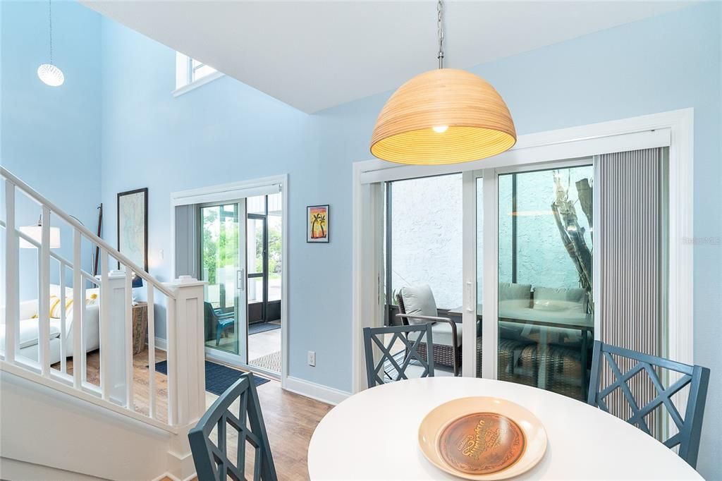 На продажу: $525,000 (2 спален, 1 ванн, 1188 Квадратных фут)