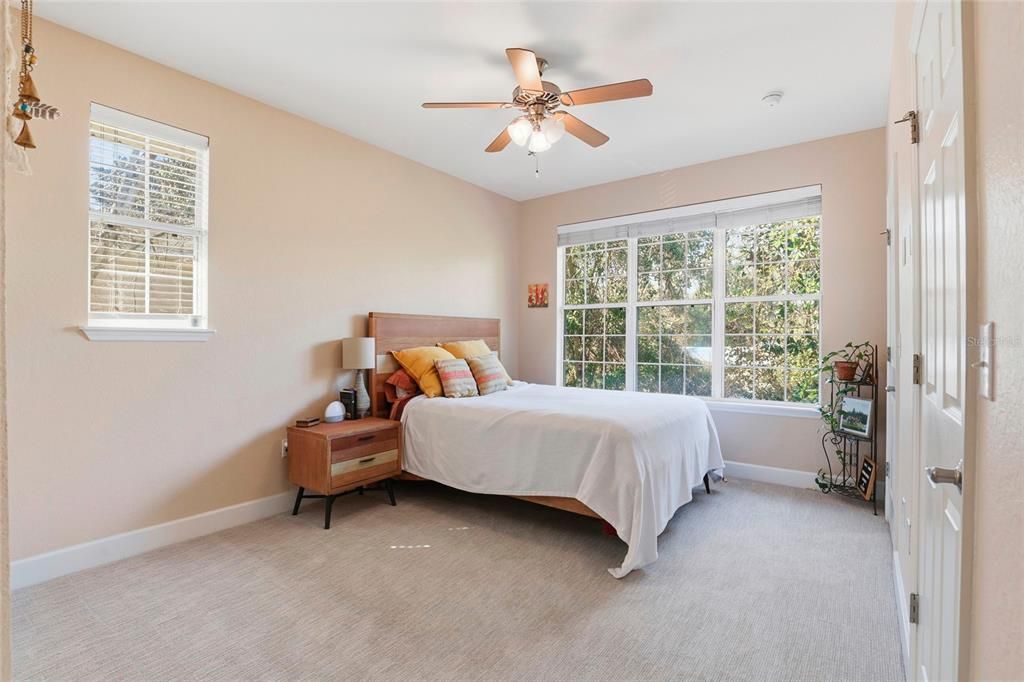 Active With Contract: $259,000 (2 beds, 2 baths, 1450 Square Feet)