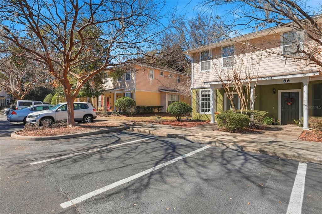 Active With Contract: $259,000 (2 beds, 2 baths, 1450 Square Feet)