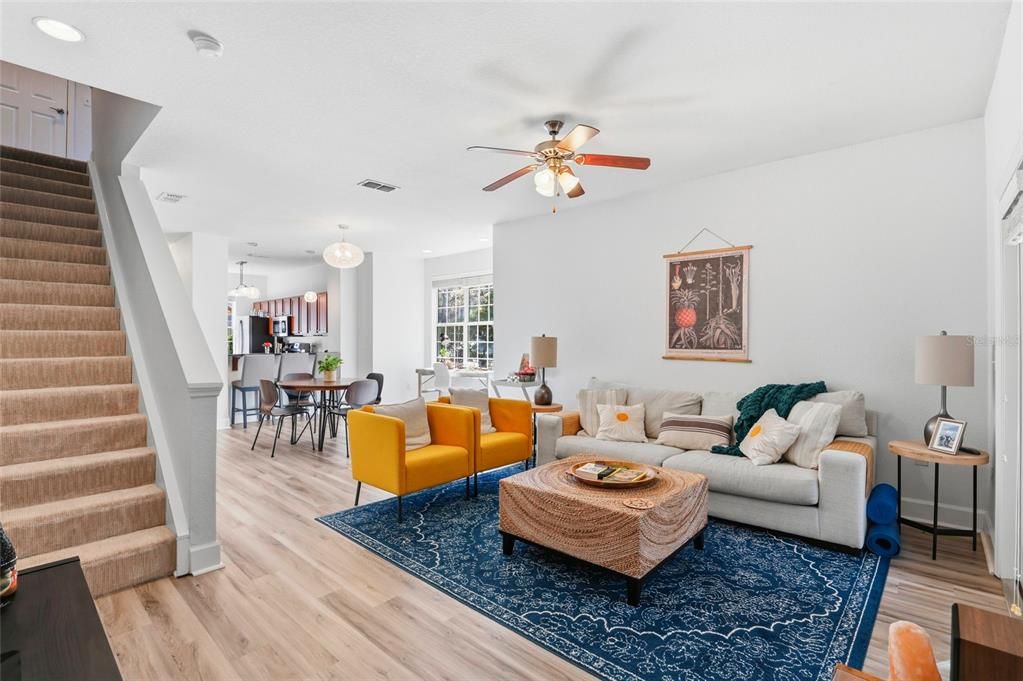 Active With Contract: $259,000 (2 beds, 2 baths, 1450 Square Feet)