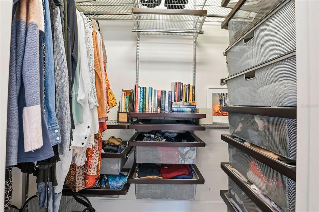 Active With Contract: $259,000 (2 beds, 2 baths, 1450 Square Feet)