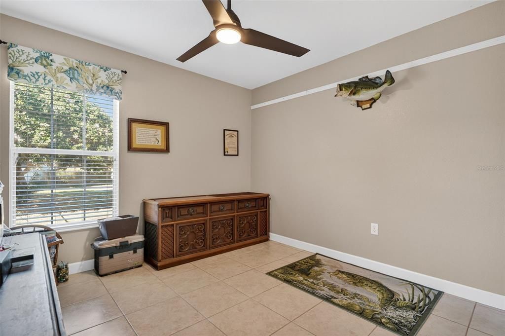Active With Contract: $794,900 (4 beds, 3 baths, 2434 Square Feet)