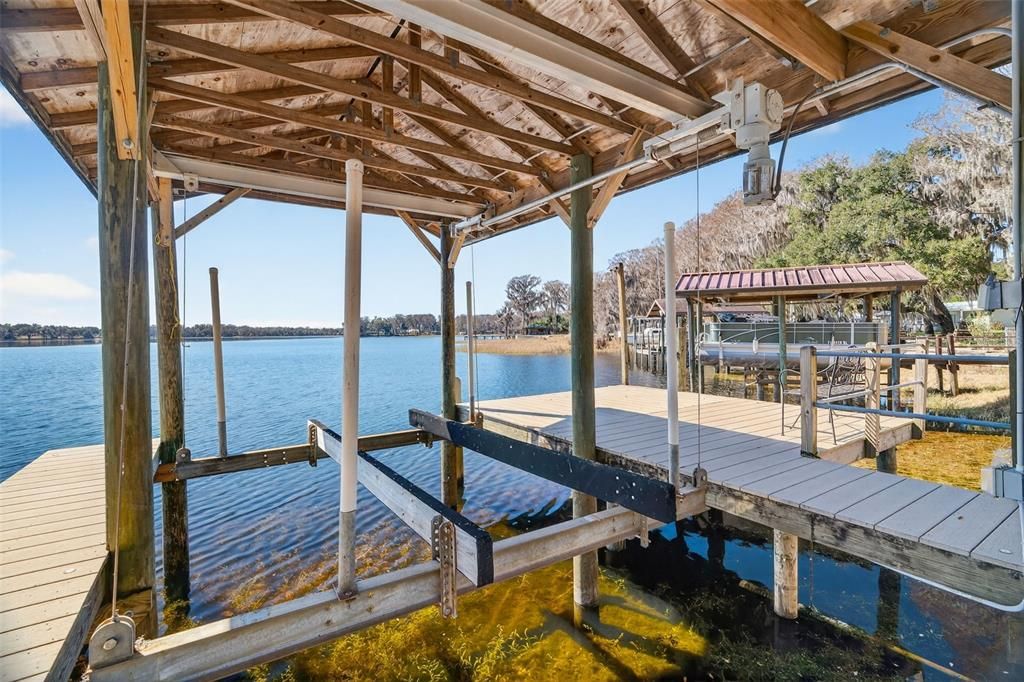 Active With Contract: $794,900 (4 beds, 3 baths, 2434 Square Feet)