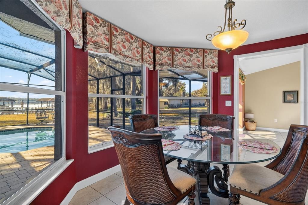 Active With Contract: $794,900 (4 beds, 3 baths, 2434 Square Feet)