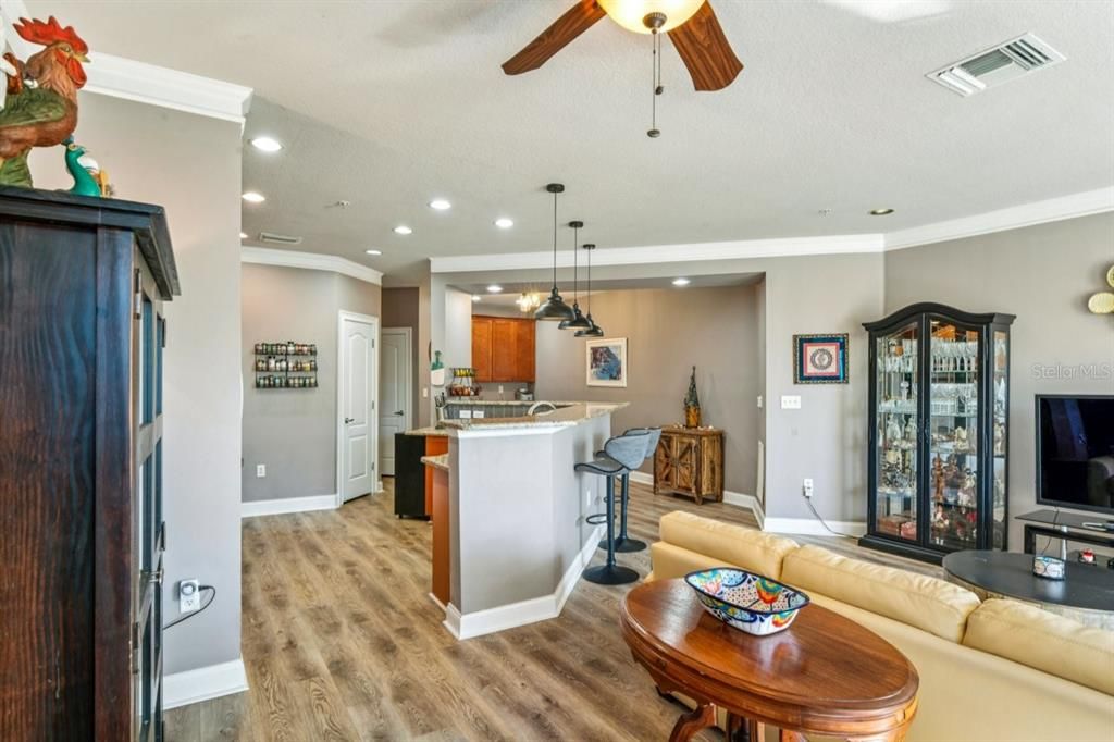 En Venta: $459,000 (4 camas, 3 baños, 3092 Pies cuadrados)