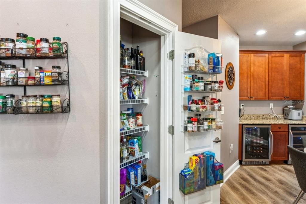 En Venta: $459,000 (4 camas, 3 baños, 3092 Pies cuadrados)