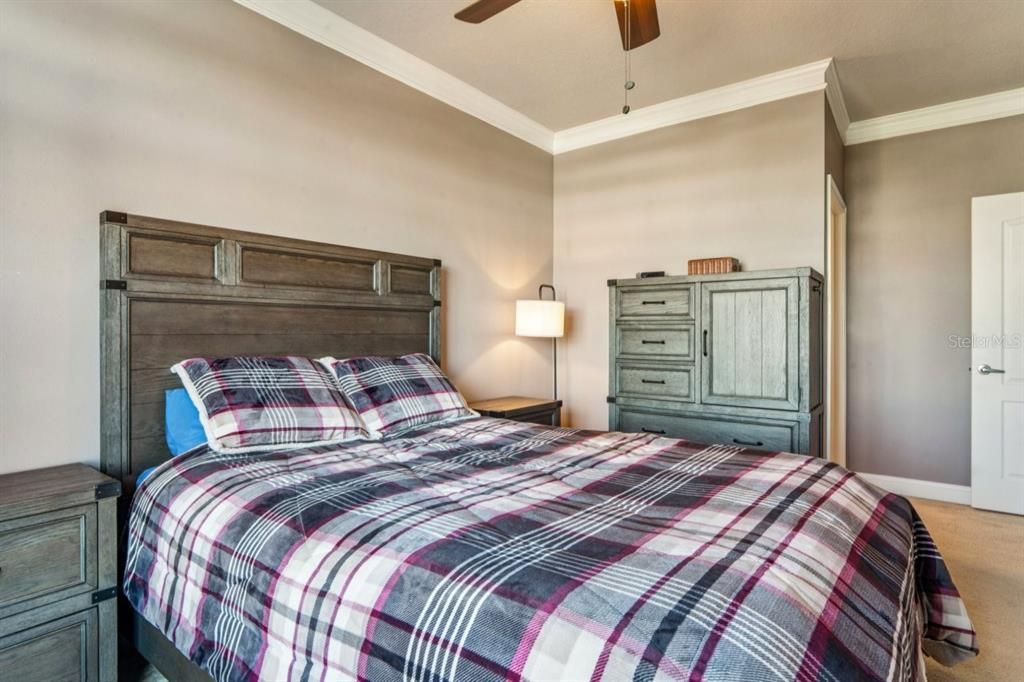 En Venta: $459,000 (4 camas, 3 baños, 3092 Pies cuadrados)