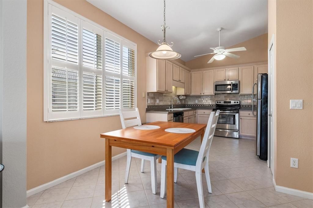 For Sale: $223,000 (3 beds, 2 baths, 1616 Square Feet)