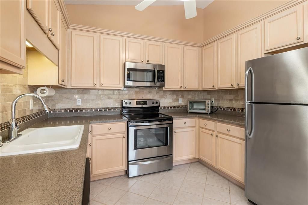 For Sale: $223,000 (3 beds, 2 baths, 1616 Square Feet)