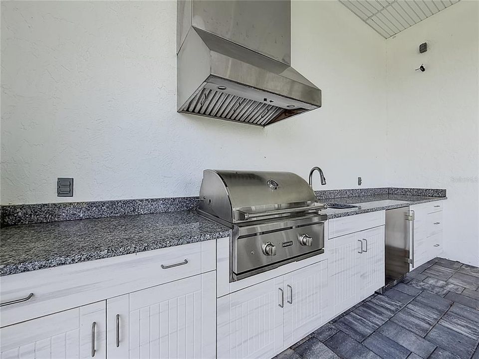 For Sale: $4,300,000 (4 beds, 3 baths, 3389 Square Feet)