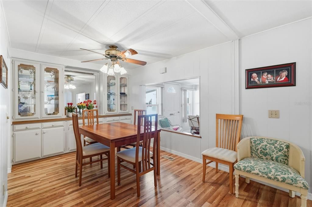 Active With Contract: $115,000 (2 beds, 2 baths, 1152 Square Feet)