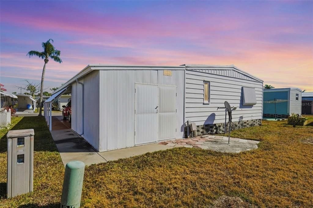 Active With Contract: $115,000 (2 beds, 2 baths, 1152 Square Feet)