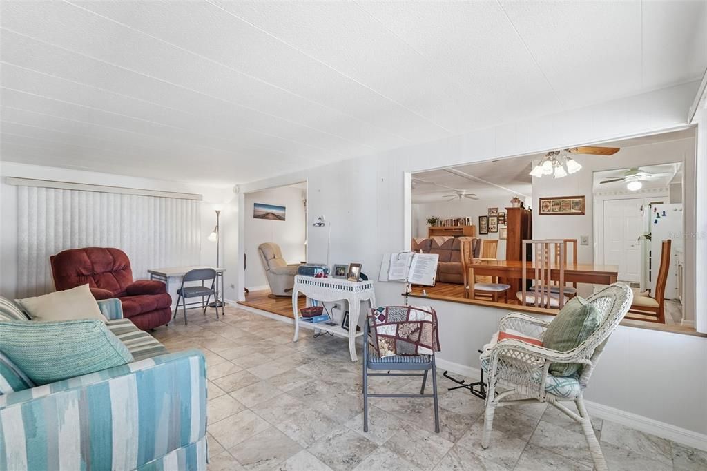 Active With Contract: $115,000 (2 beds, 2 baths, 1152 Square Feet)