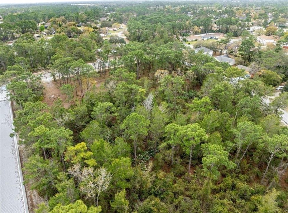 На продажу: $699,900 (3.06 acres)