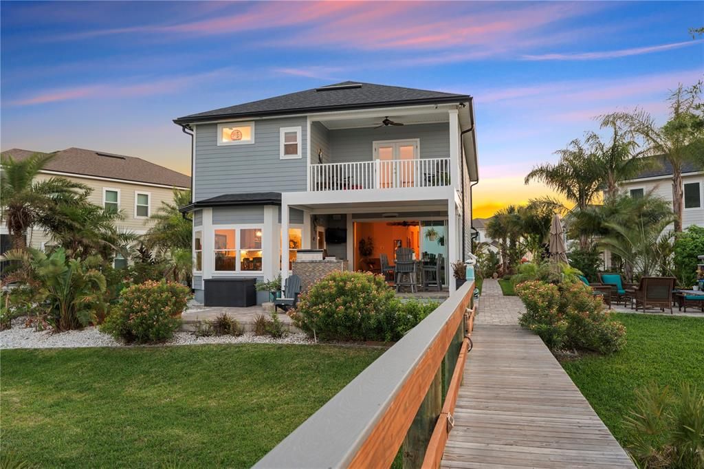 For Sale: $1,525,000 (4 beds, 3 baths, 2665 Square Feet)