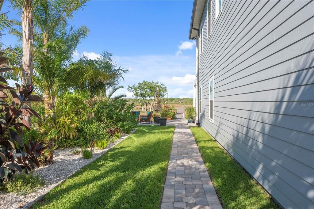 For Sale: $1,525,000 (4 beds, 3 baths, 2665 Square Feet)