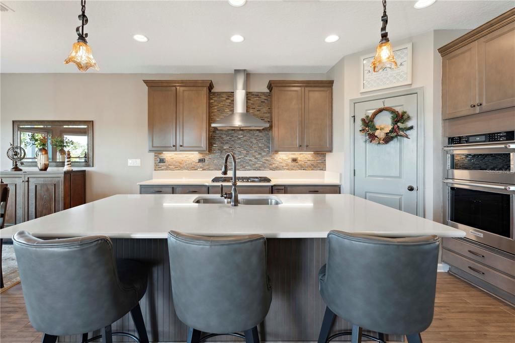 For Sale: $1,525,000 (4 beds, 3 baths, 2665 Square Feet)