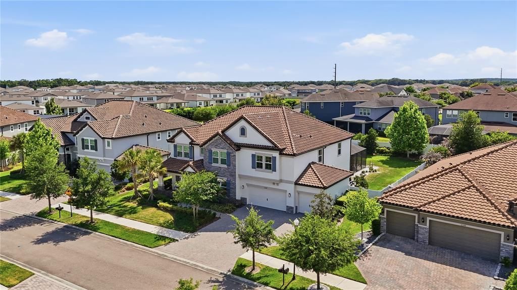 На продажу: $1,425,000 (6 спален, 4 ванн, 4773 Квадратных фут)