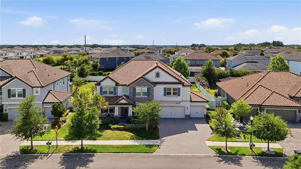 На продажу: $1,425,000 (6 спален, 4 ванн, 4773 Квадратных фут)