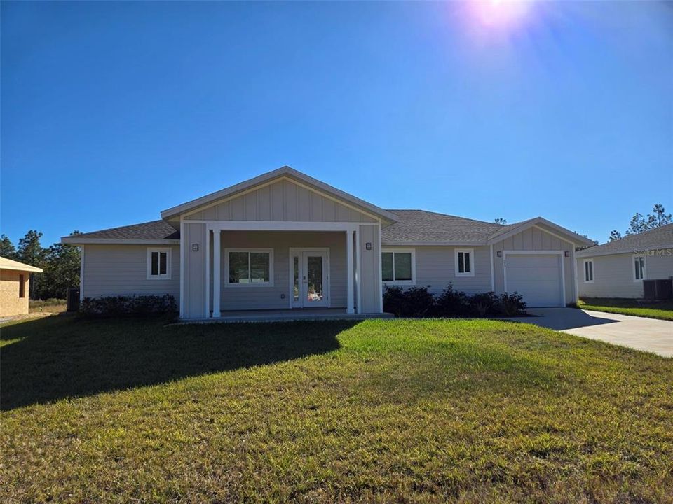 Recently Rented: $1,799 (3 beds, 2 baths, 1700 Square Feet)