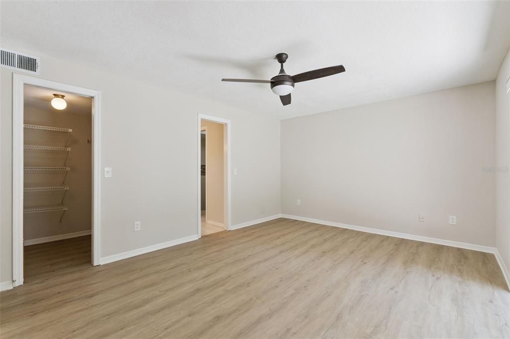 En Venta: $289,900 (3 camas, 2 baños, 1425 Pies cuadrados)