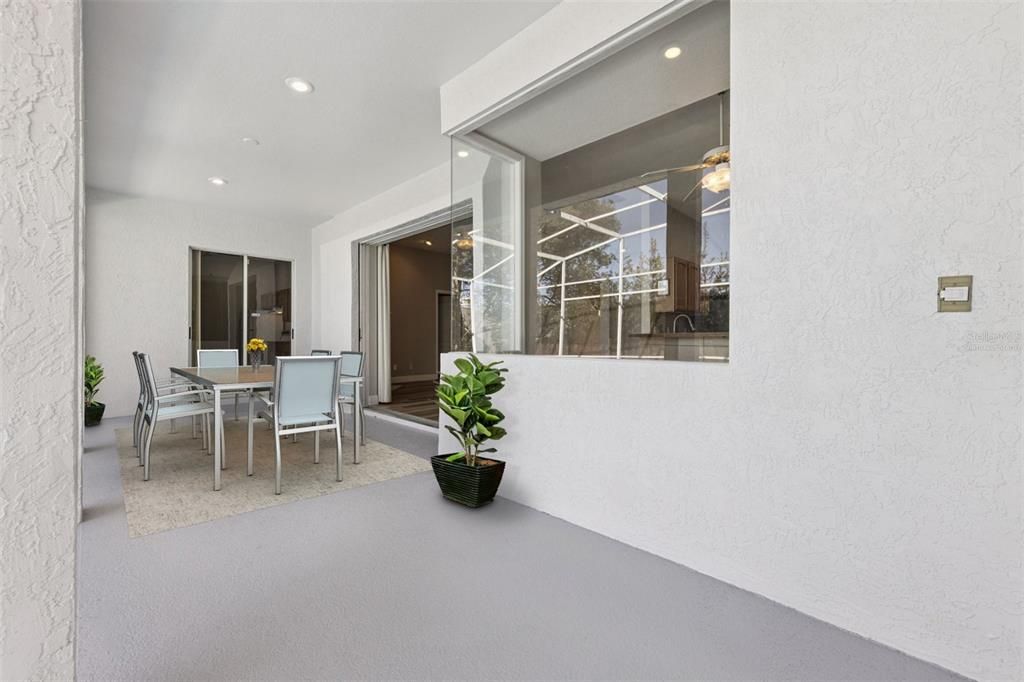 Activo con contrato: $575,000 (5 camas, 3 baños, 2819 Pies cuadrados)