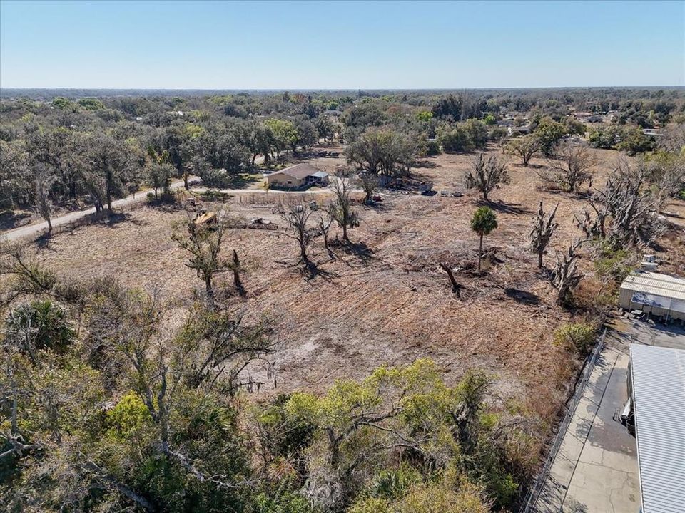 待售: $200,000 (4.87 acres)