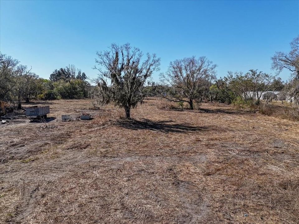 待售: $200,000 (4.87 acres)