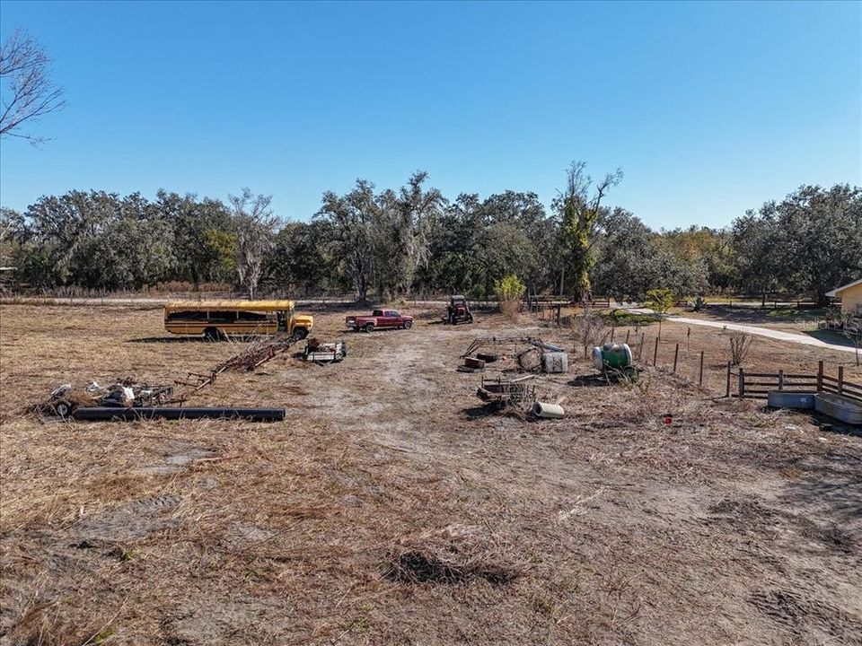 待售: $200,000 (4.87 acres)