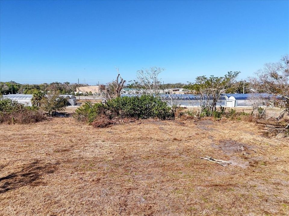 待售: $200,000 (4.87 acres)