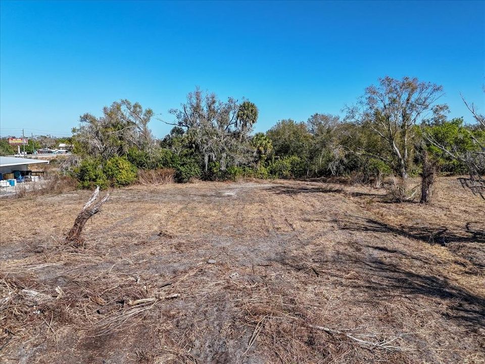 待售: $200,000 (4.87 acres)