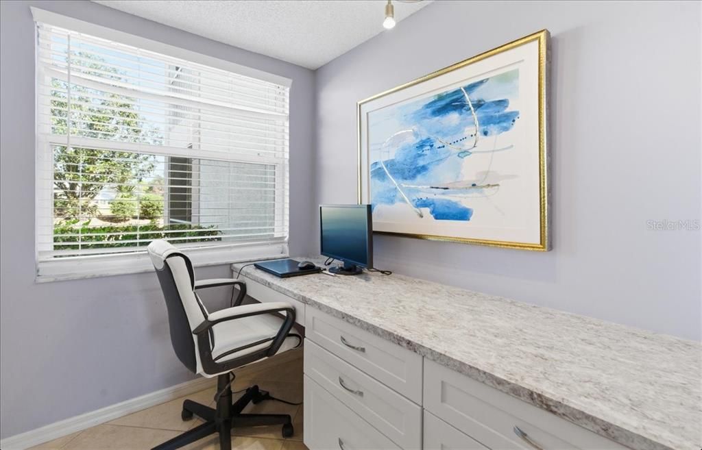 For Sale: $179,000 (2 beds, 2 baths, 1118 Square Feet)