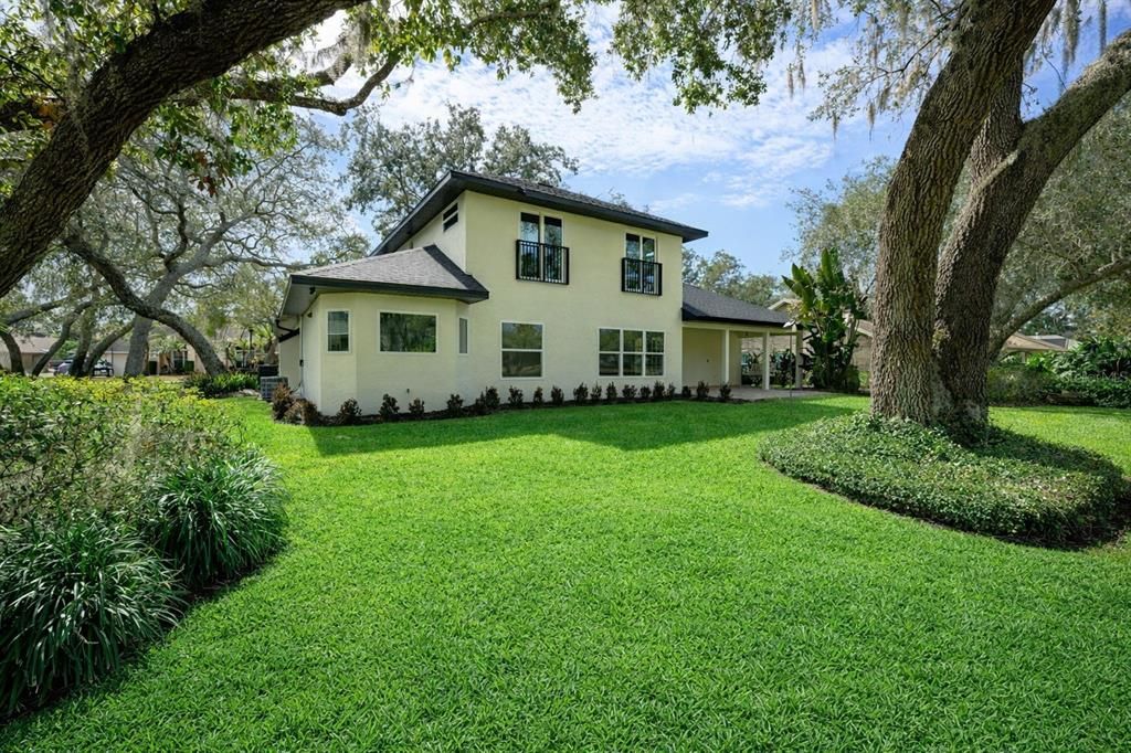 For Sale: $899,900 (4 beds, 3 baths, 2706 Square Feet)