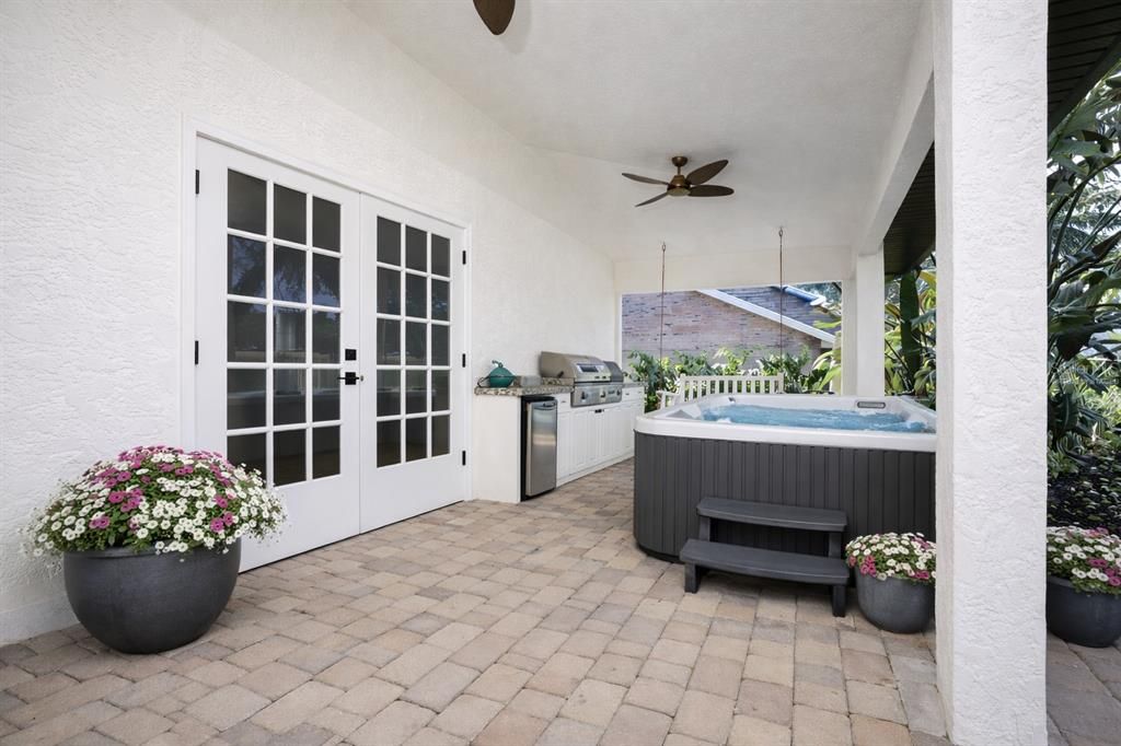For Sale: $899,900 (4 beds, 3 baths, 2706 Square Feet)