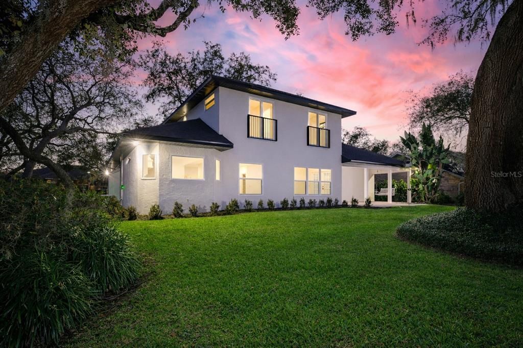 For Sale: $899,900 (4 beds, 3 baths, 2706 Square Feet)
