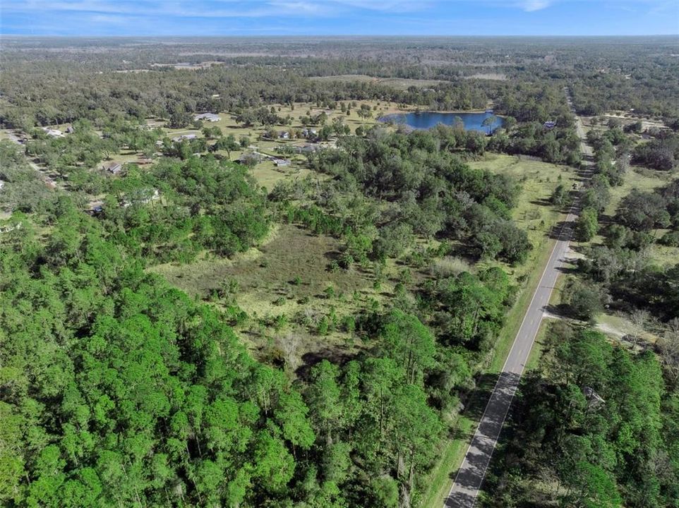 En Venta: $1,200,000 (39.26 acres)