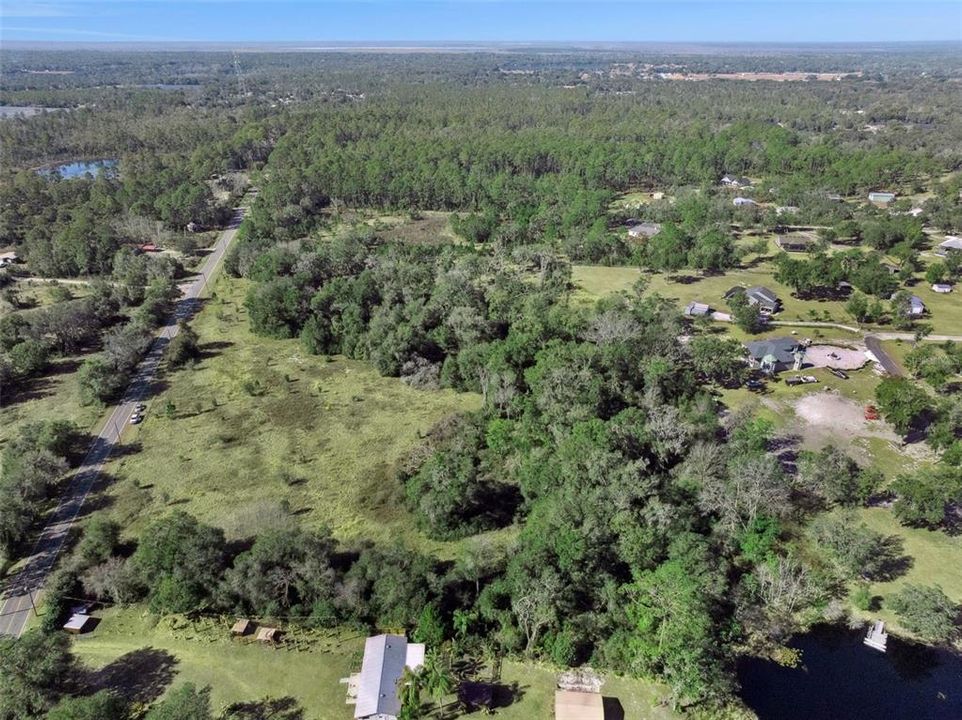 En Venta: $1,200,000 (39.26 acres)