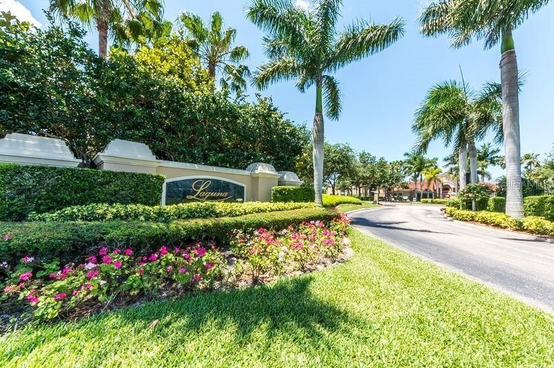 For Sale: $205,000 (2 beds, 2 baths, 1127 Square Feet)