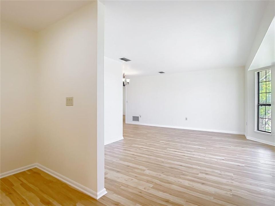 В аренду: $2,300 (3 спален, 2 ванн, 2184 Квадратных фут)