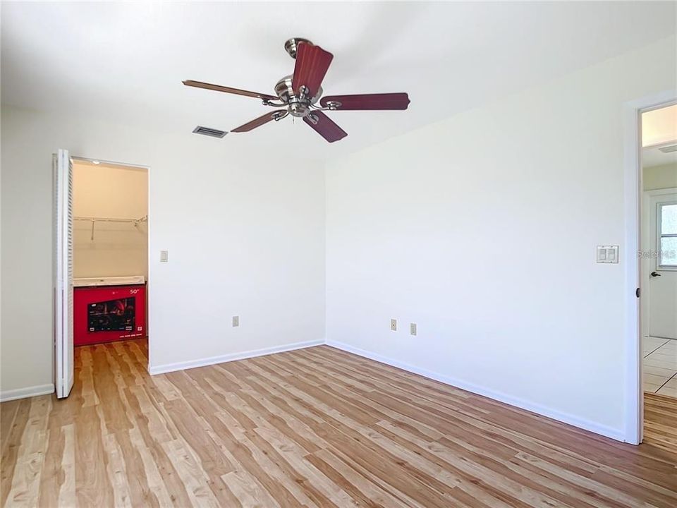 В аренду: $2,300 (3 спален, 2 ванн, 2184 Квадратных фут)