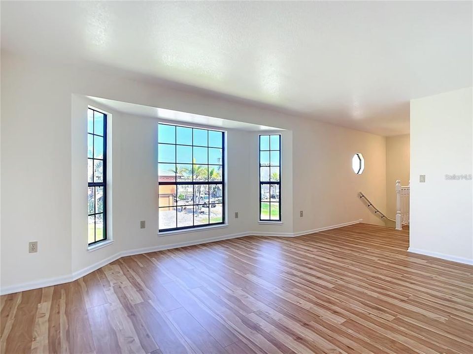 В аренду: $2,300 (3 спален, 2 ванн, 2184 Квадратных фут)