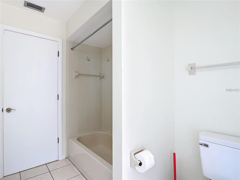 В аренду: $2,300 (3 спален, 2 ванн, 2184 Квадратных фут)