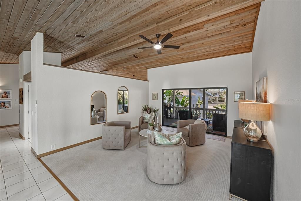 For Sale: $1,695,000 (3 beds, 3 baths, 3270 Square Feet)