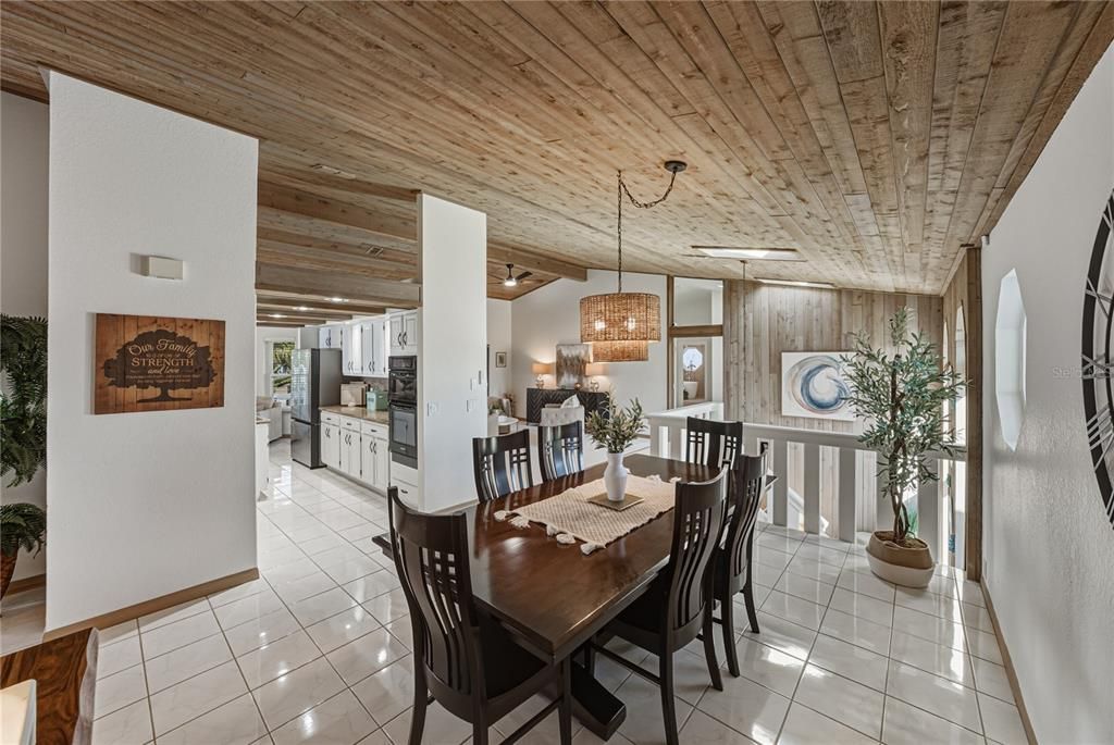 For Sale: $1,695,000 (3 beds, 3 baths, 3270 Square Feet)