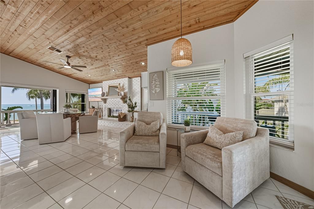 For Sale: $1,695,000 (3 beds, 3 baths, 3270 Square Feet)