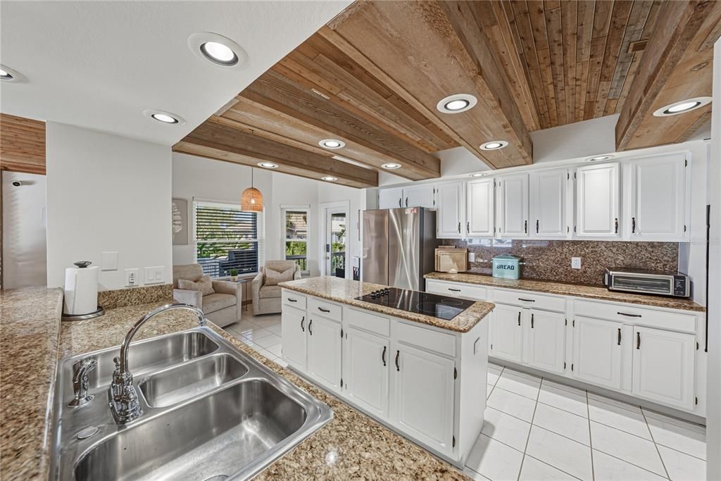 For Sale: $1,695,000 (3 beds, 3 baths, 3270 Square Feet)