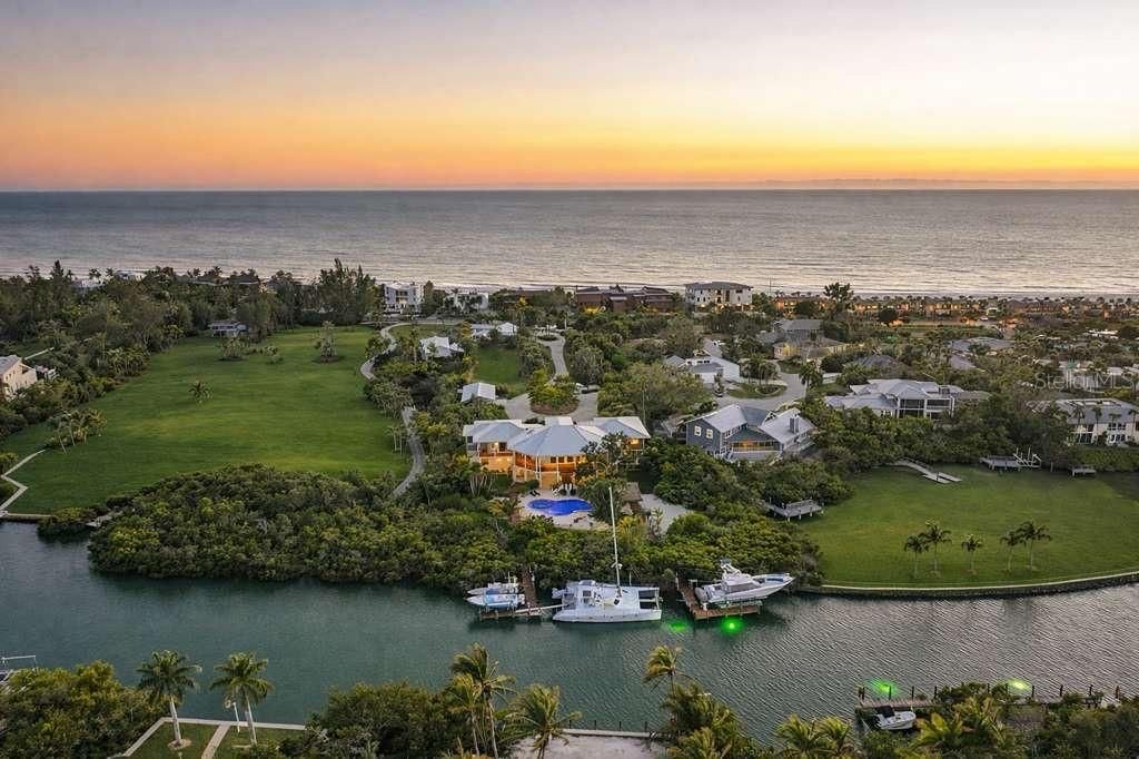 En Venta: $13,499,000 (6 camas, 6 baños, 6408 Pies cuadrados)